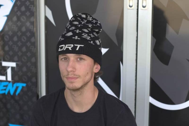 LV Spade Knit Beanie - Image 3
